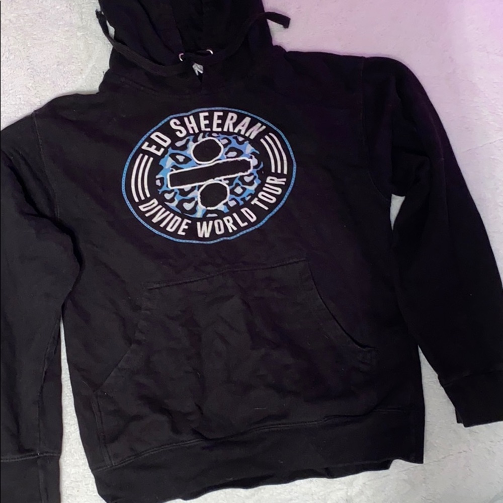 Divide world tour hoodie
